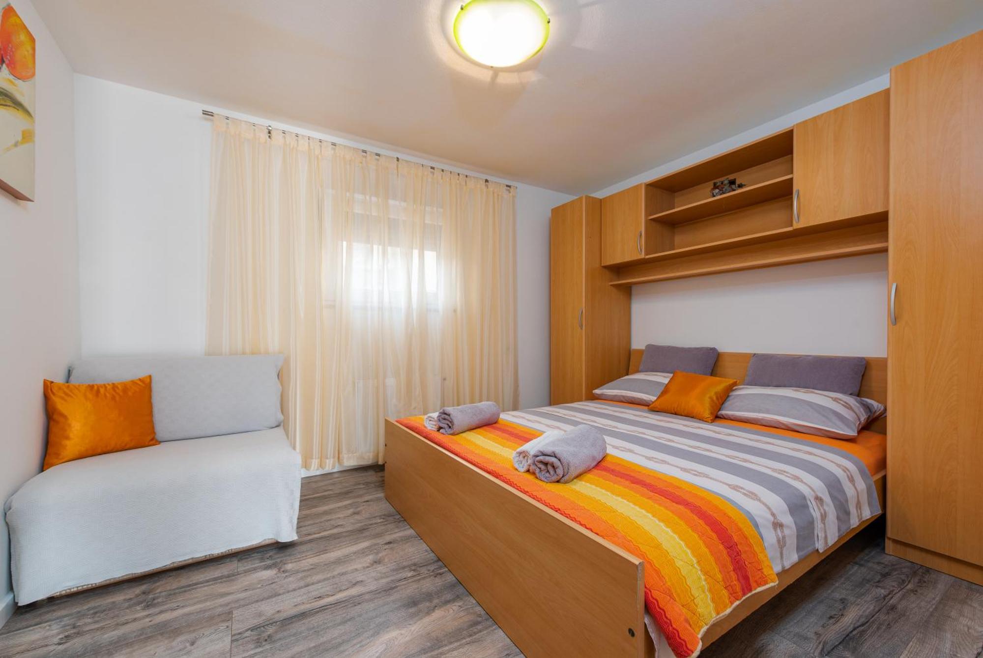 Nena Apartmani Vir Exterior photo